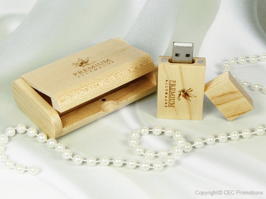 USB Stick Holz Geschenkschatulle hell