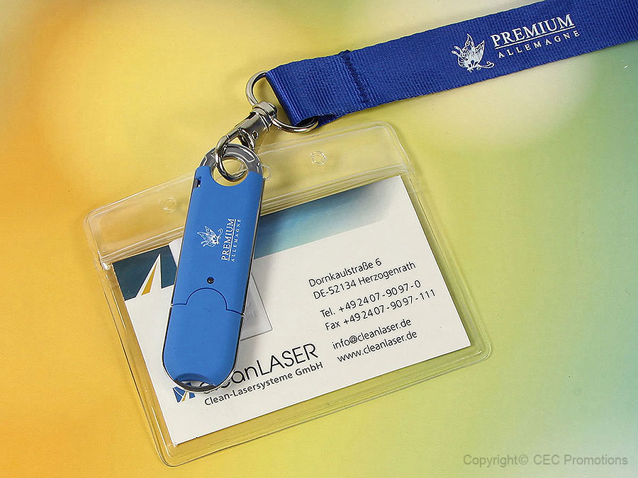 Ausweis-Set mit USB-Stick und Lanyard