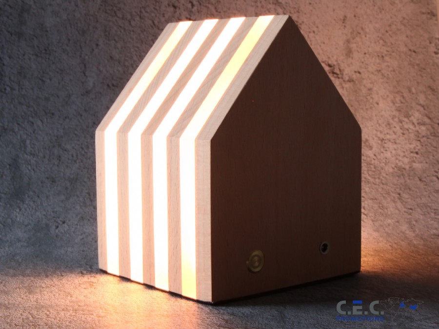Dimmbares LED Home Light aus Holz