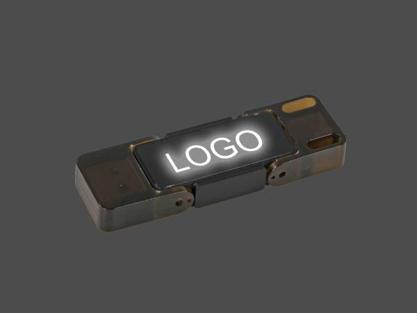 Dual LED USB-Stick Protector mit dualem Stecker (Typ-A + Typ-C) und Leuchteffekt, idealer Werbeartikel