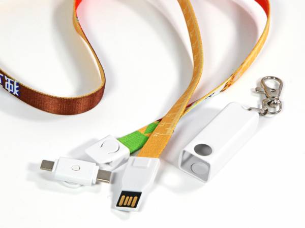 4-in-1 Lanyard Ladekabel mit USB-Speicher 32GB