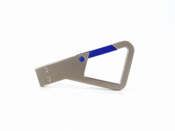 Stylischer USB-Stick mit metallischem Design und blauer Akzentfarbe, ideal für individuelles Branding.