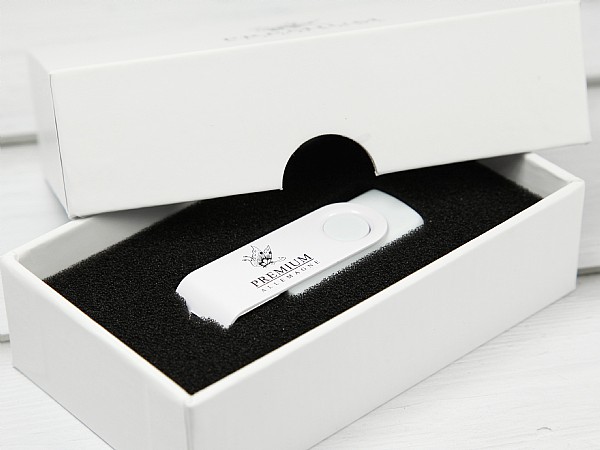 USB-Stick Twister Geschenkbundle weiß