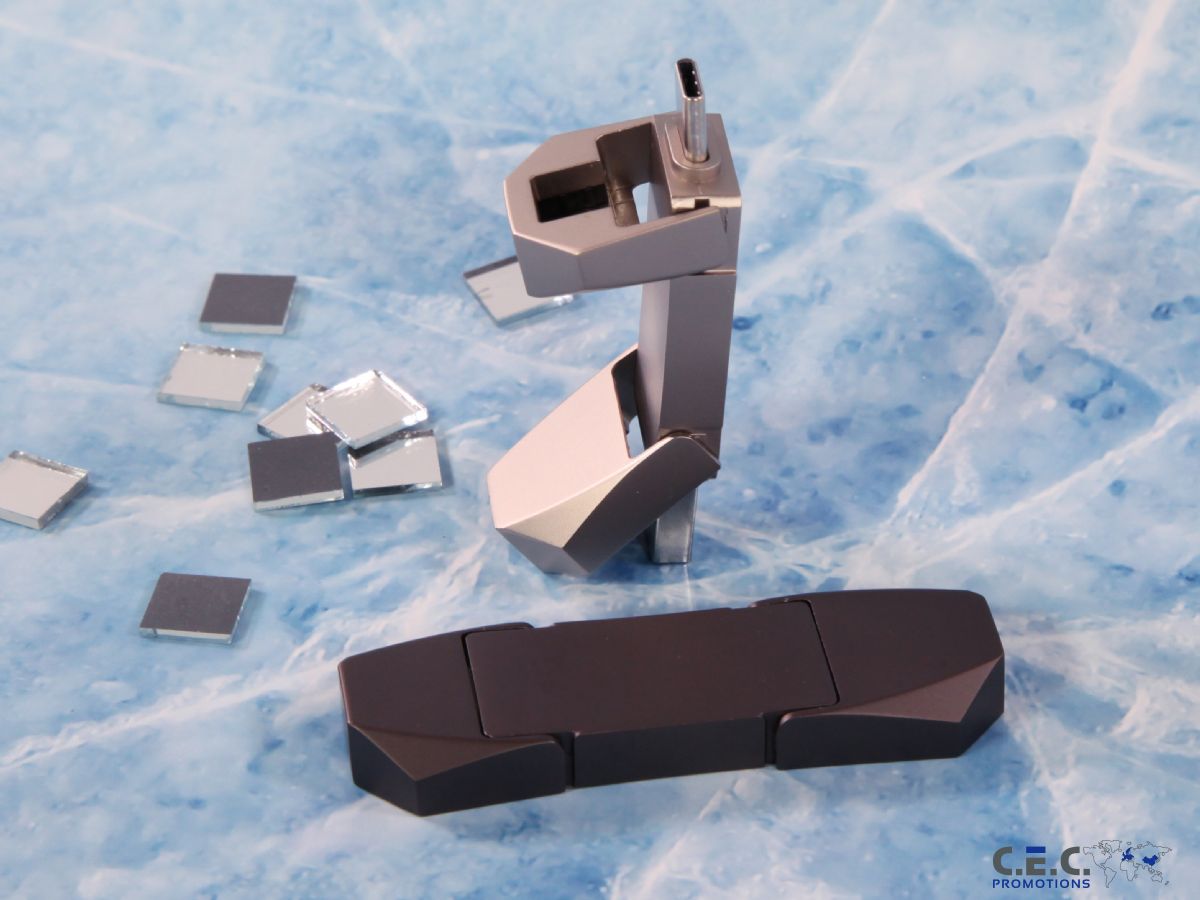 MetalDrive Pro Solid Flash