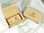 USB Stick Holz Geschenkschatulle hell