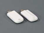 Weiße USB-Sticks in kompaktem Design, ideal für individuelle Logo-Drucke und Werbezwecke.
