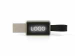 USB-Stick mit modernem Design und individuellem Bedruckungsbereich für Ihr Firmenlogo. Ideal für Werbezwecke.