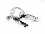 USB-Stick in schickem, glänzendem Design, ideal für Werbezwecke mit Platz für individuelles Logo.