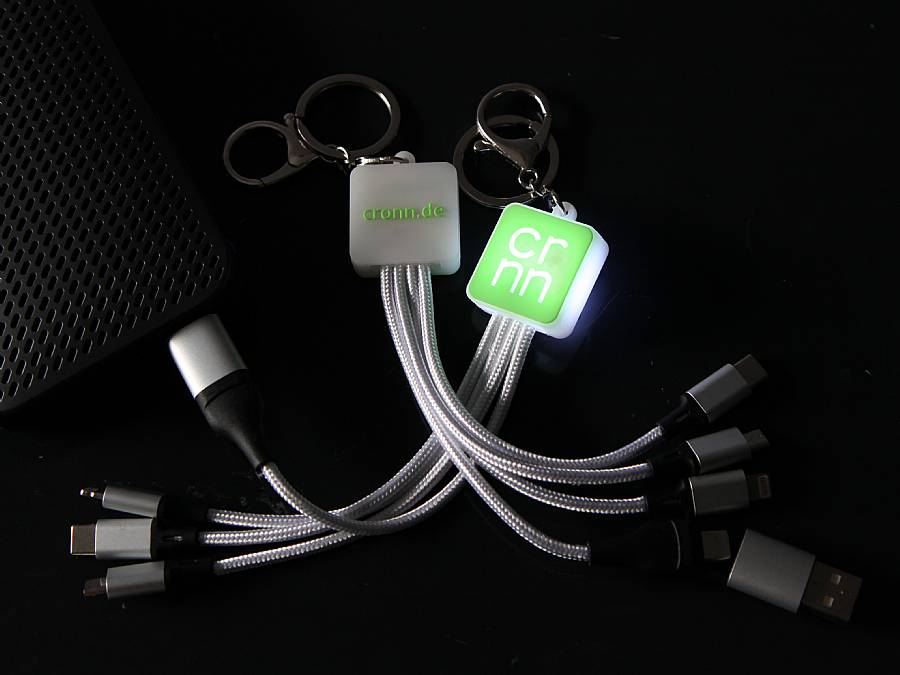 USB Ladekabel mit leuchtendem Logo
