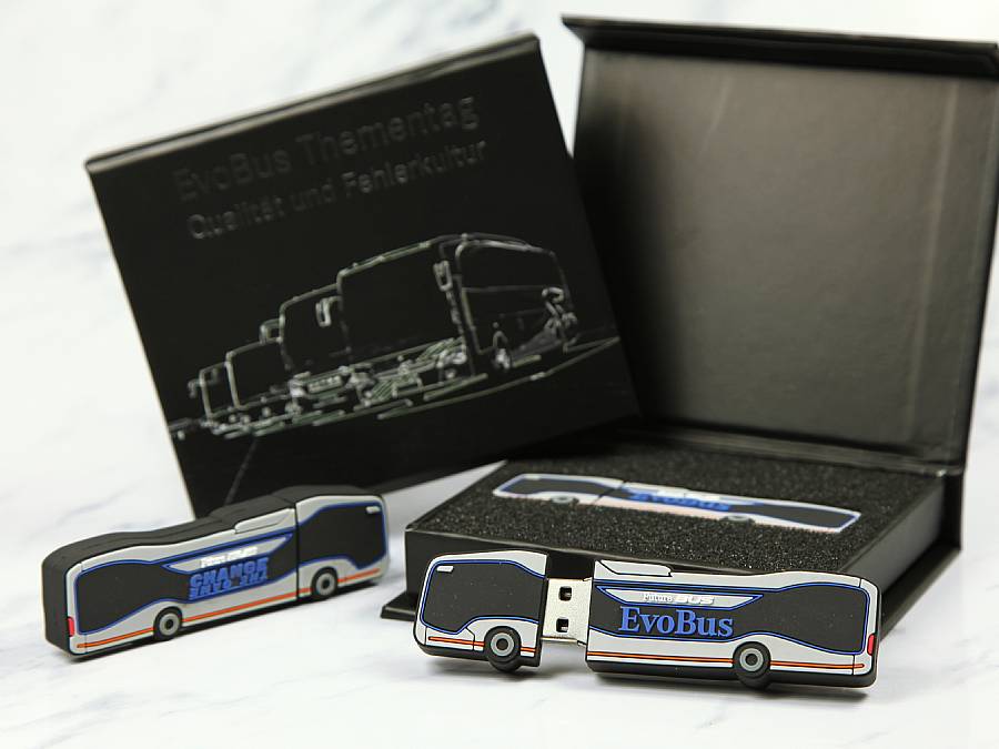 USB-Stick Daimler Truck EvoBus