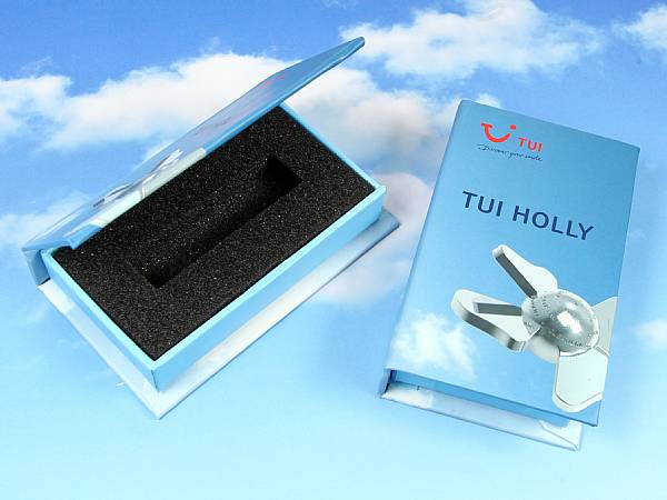 Dongle Box blau bedruckt verpackung TUI