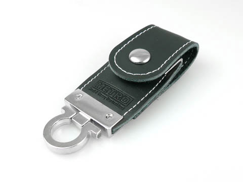 Leder-USB-Stick schwarz gepraegt Metro, Leder.03
