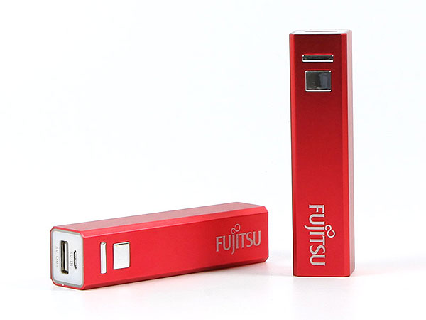 Für die Firma Fujitsu wurde hier eine klassische Powerbank als Werbegeschenk mit haltbarer Lasergravur produziert. 