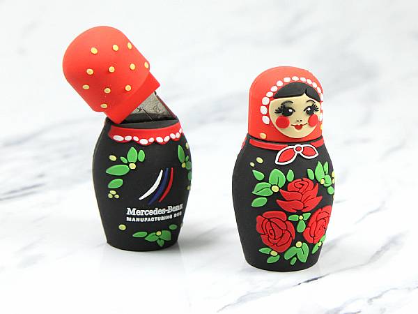 Creative USB Stick Custom Matrjoschka Logo Mercedes Russland.JPG