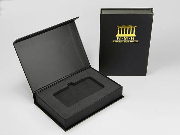 geschenkverpackung box schwarz logo gold