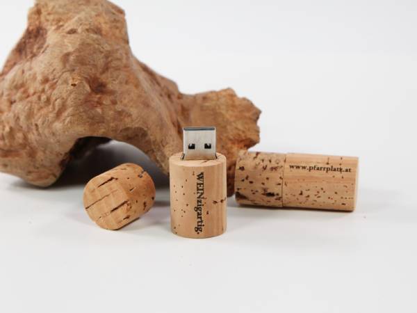korken usb stick mit logo graviert USB-Stick, Kork, Gravur, Werbeartikel, umweltfreundlich, Nachhaltigkeit