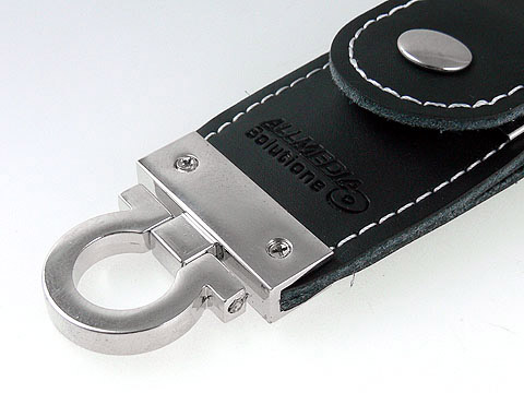 Leder-USB-Stick schwarz gepraegt edel, Leder.03