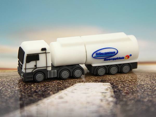 lkw usb stick individuell.JPG