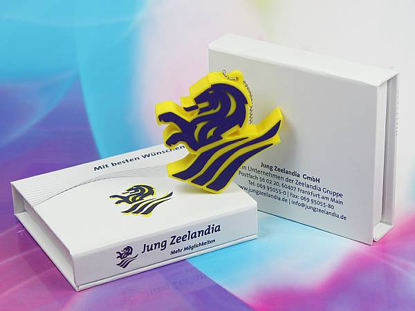 logo als usb stick löwe jung zeelandia verpackung magnetbox sonderanfertigung wappen tier