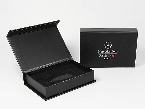 mercedes schluesselverpackung automobil