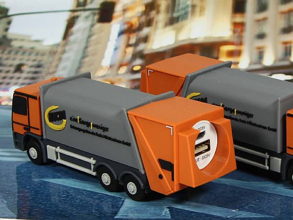 Creative Powerbank, Invidueller LKW Truck