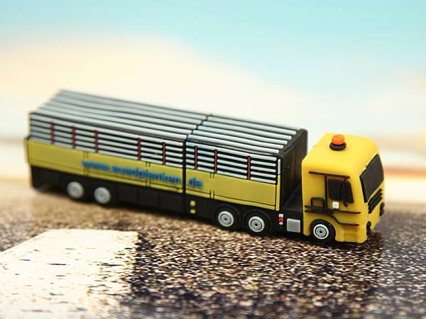 truck usb stick lkw.JPG