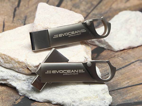 usb stick metall matt karabiner typc logo gravur