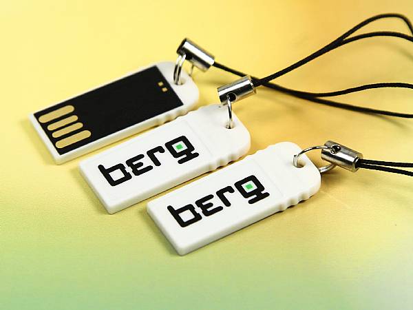 usb stick mini winzig klein kunststoff logo