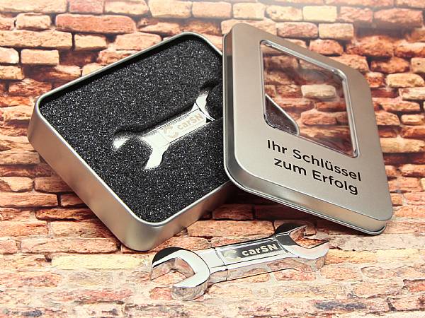 usb stick schraubenschluessel handwerk verpackung metall werbung