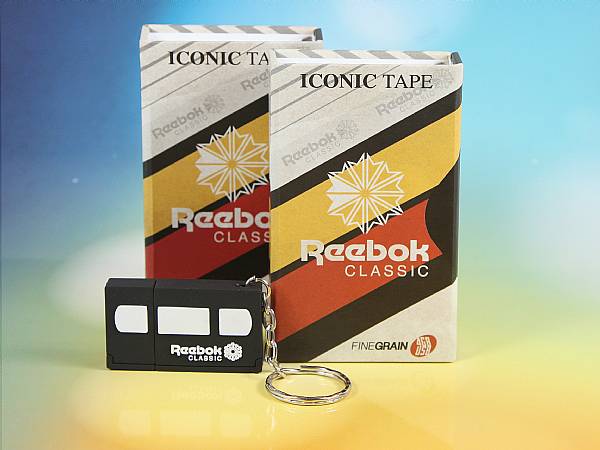 usb video cassette mit schluesselring geschenkbox