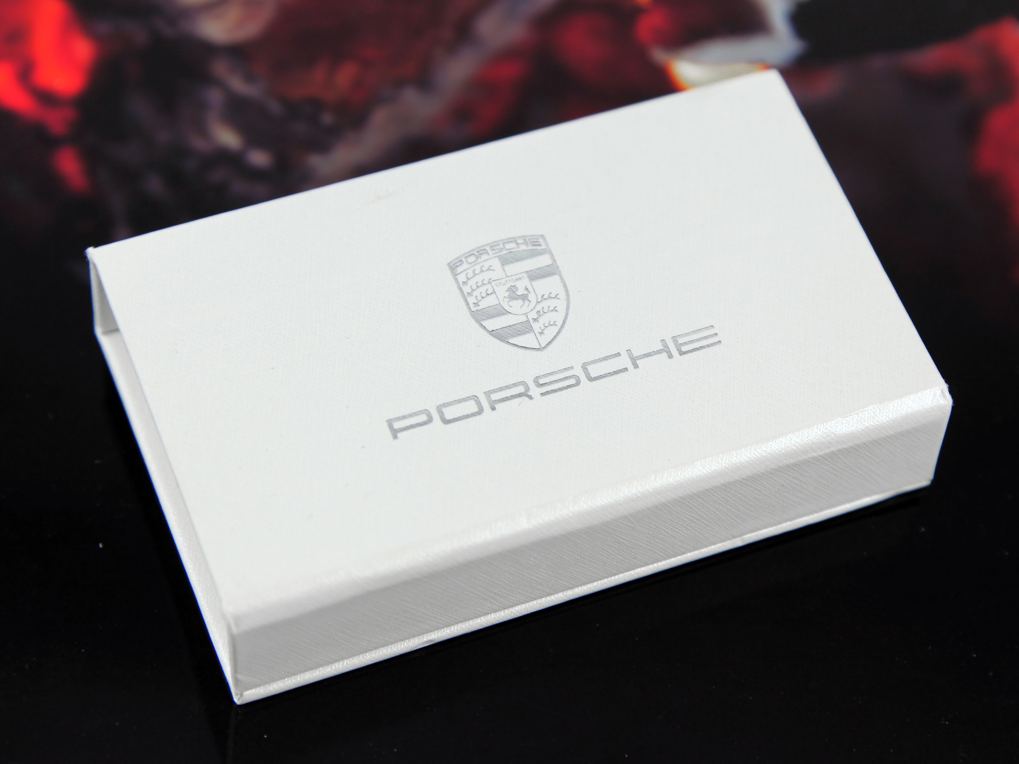 Dongle Box weiss Verpackung Porsche