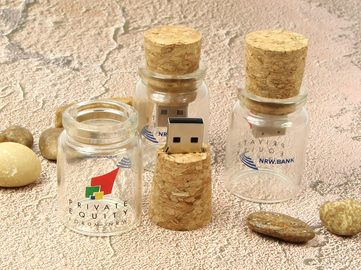 usb stick korken glas flaschenpost logo