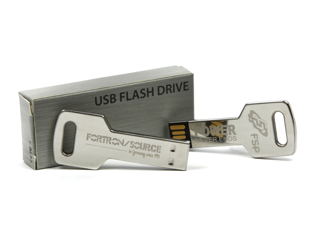 usb stick schluessel silber logo verpackung grau