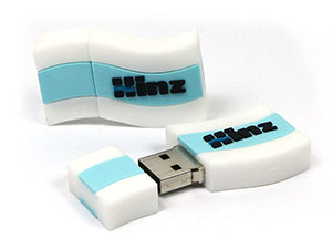 Welliger USB-Stick als Logo