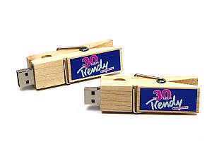 USB Stick Wäscheklammer aus Holz mit Logo