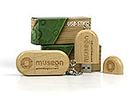 museon holz usb giveaway gravur weiterbildung