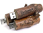 Holz USB-Stick echter Ast Baumstamm wood logo gravur gravieren Geschenkartikel braun