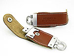 hitachi usb-stick aus leder praegung Schlüsselanhänger, Leder.03