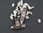 USB-Stick im Vollmetall-Design mit individueller Lasergravur und praktischer Abdeckung. Ideal für Werbezwecke.