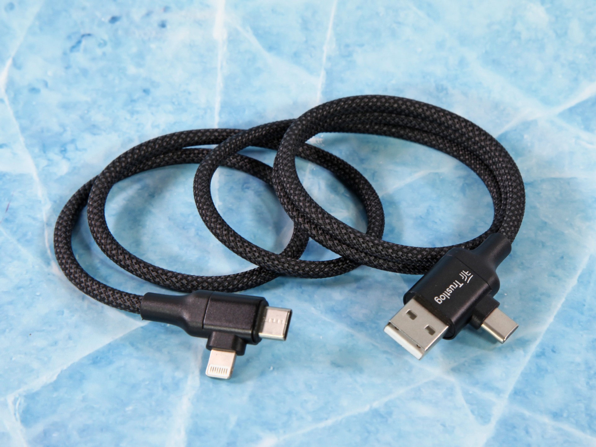 ladekabel  magnet textil praktisch elegant