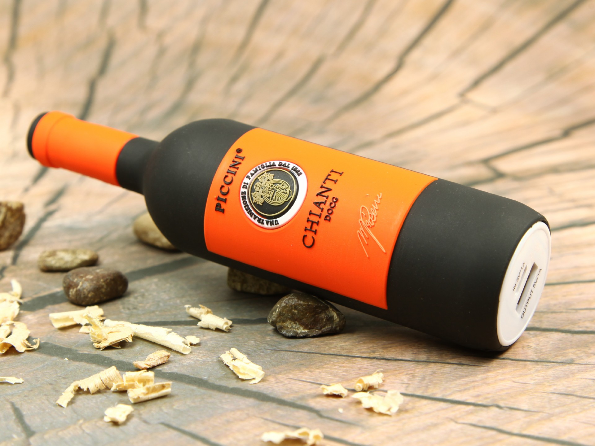 powerbank akku flasche chanti edel logo