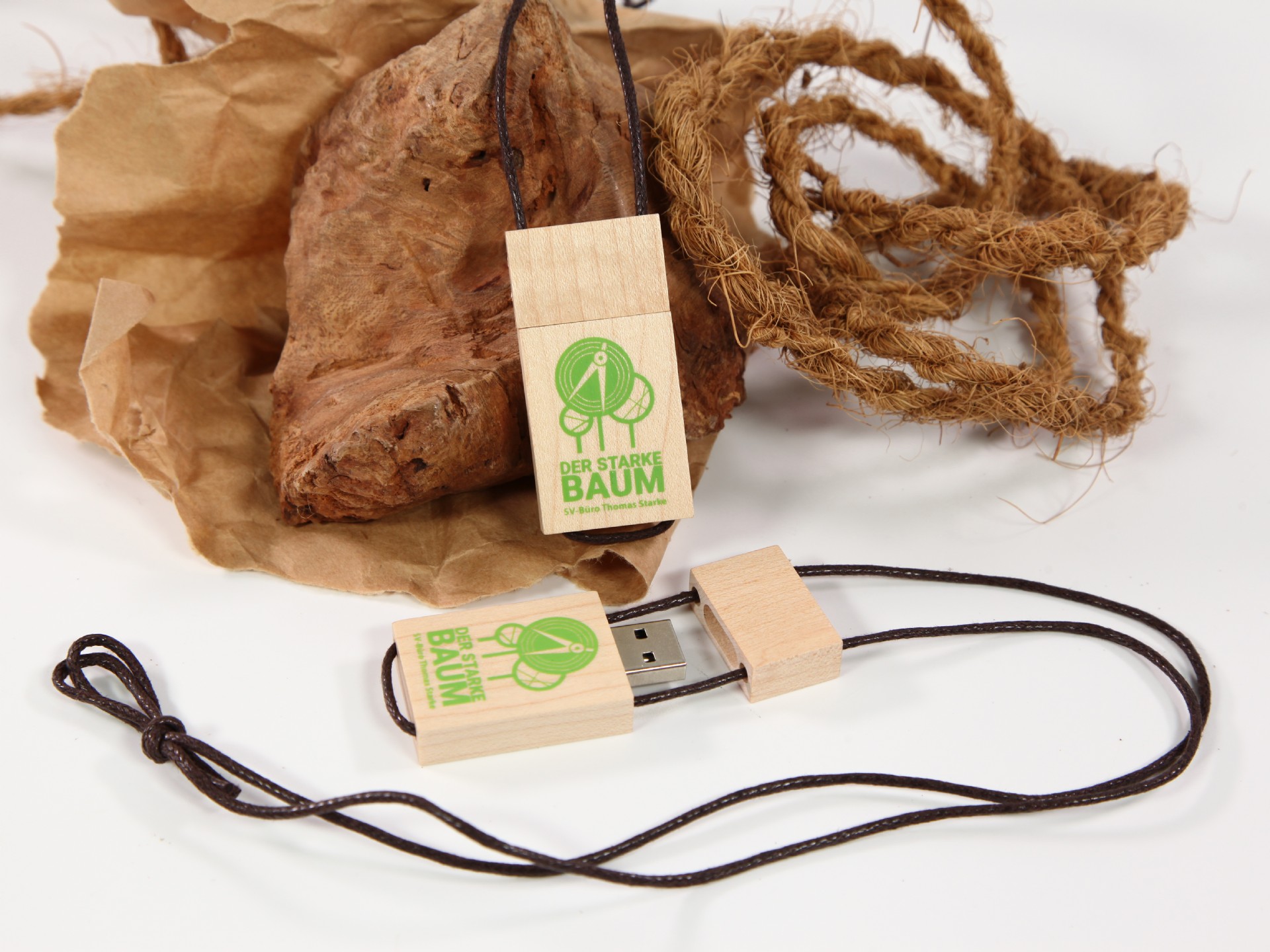 usb holzstick mit umhängeband natur stick