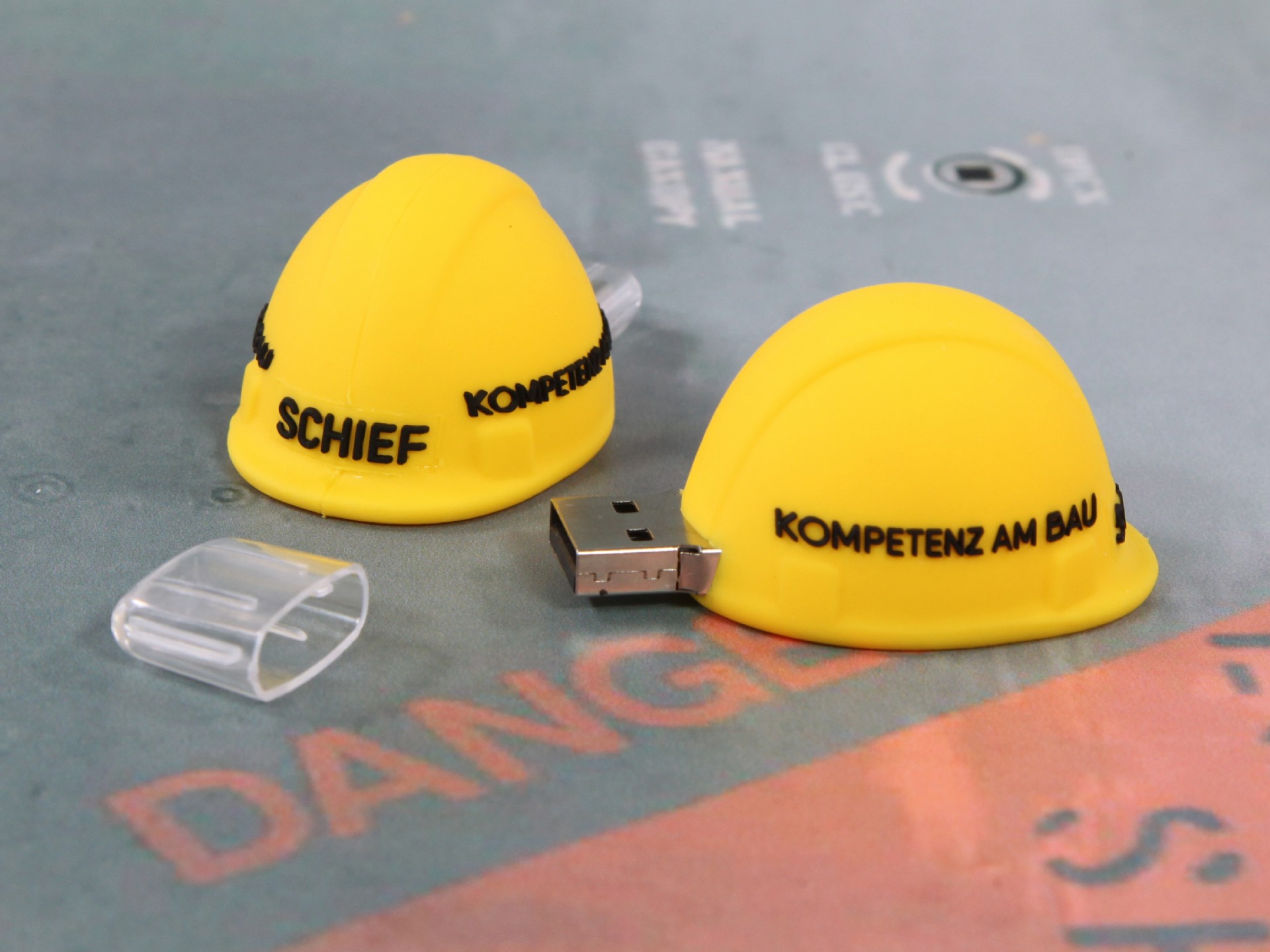 usb stick bauhelm schutz helm handwerk