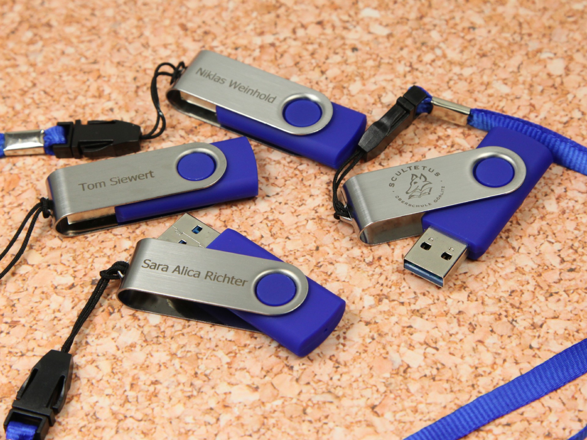 usb stick buegel blau werbegeschenk namen