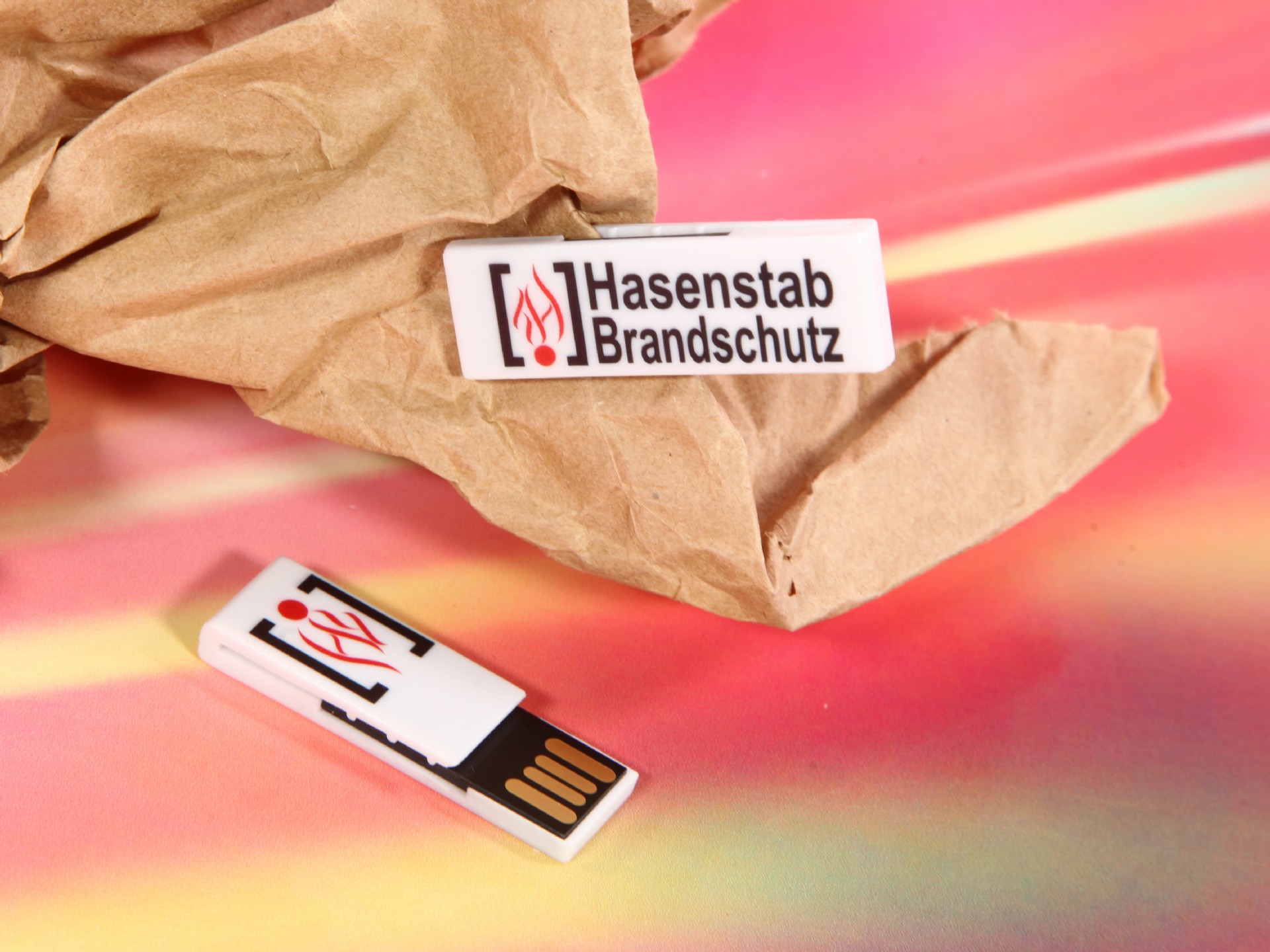 usb stick clip klammer kreativ brandschutz feuer werbung