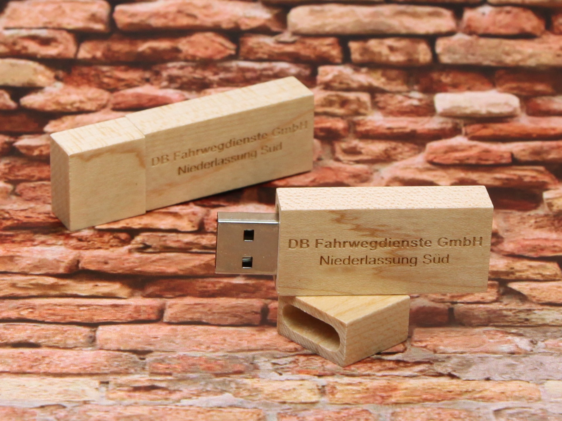 usb stick holz hell natur öko werbung gravur