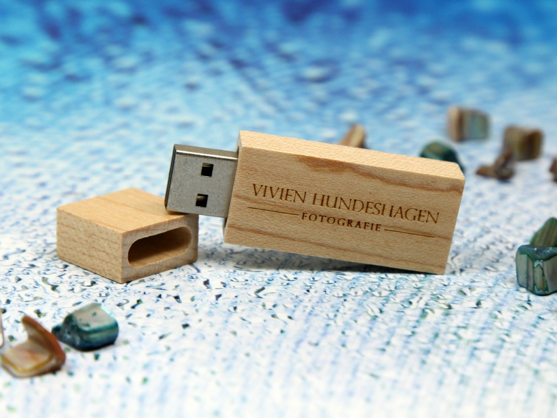 usb stick holz natur hell barot gravur logo