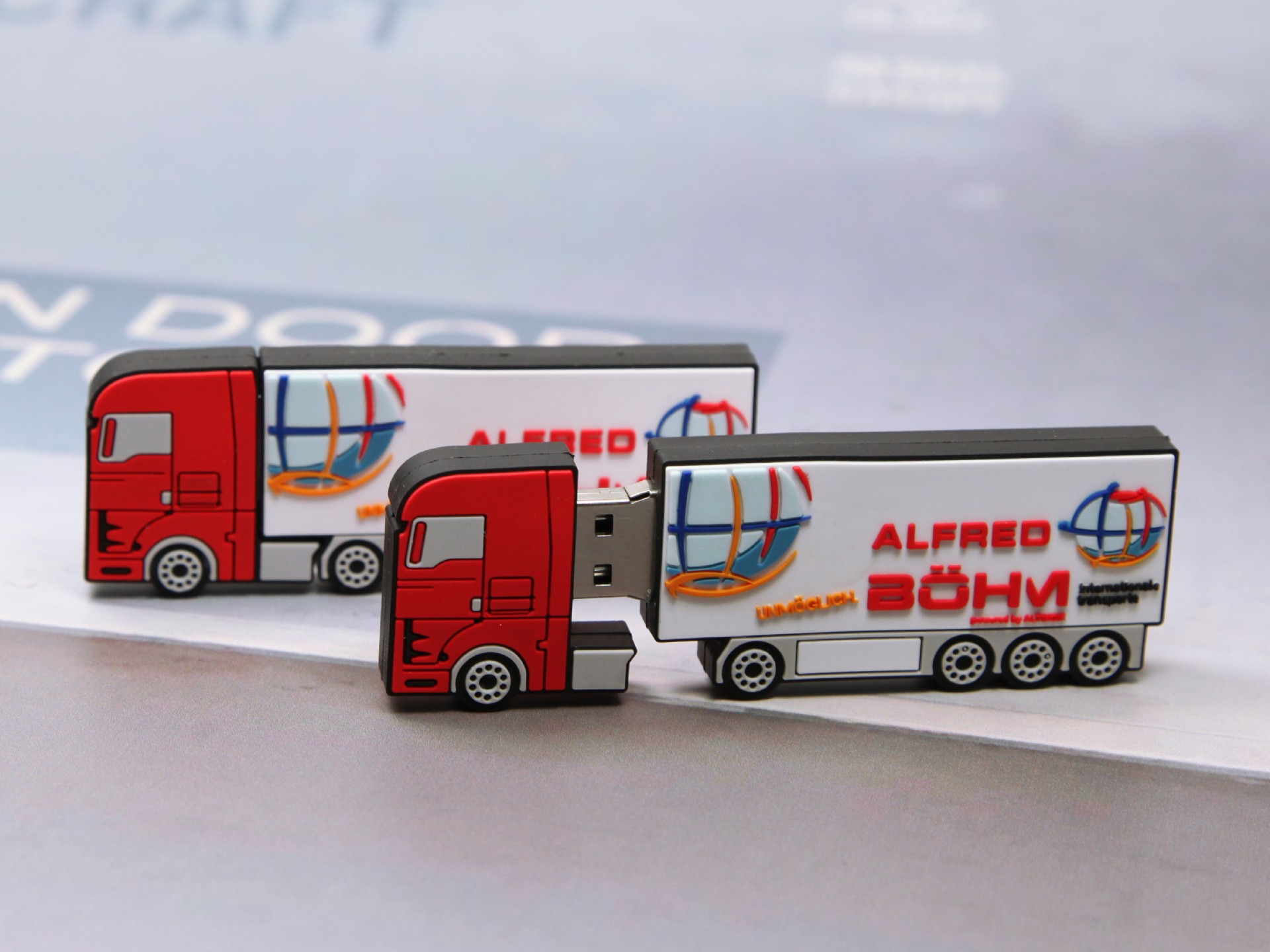 usb stick lkw transport truck verkehr ladung logo