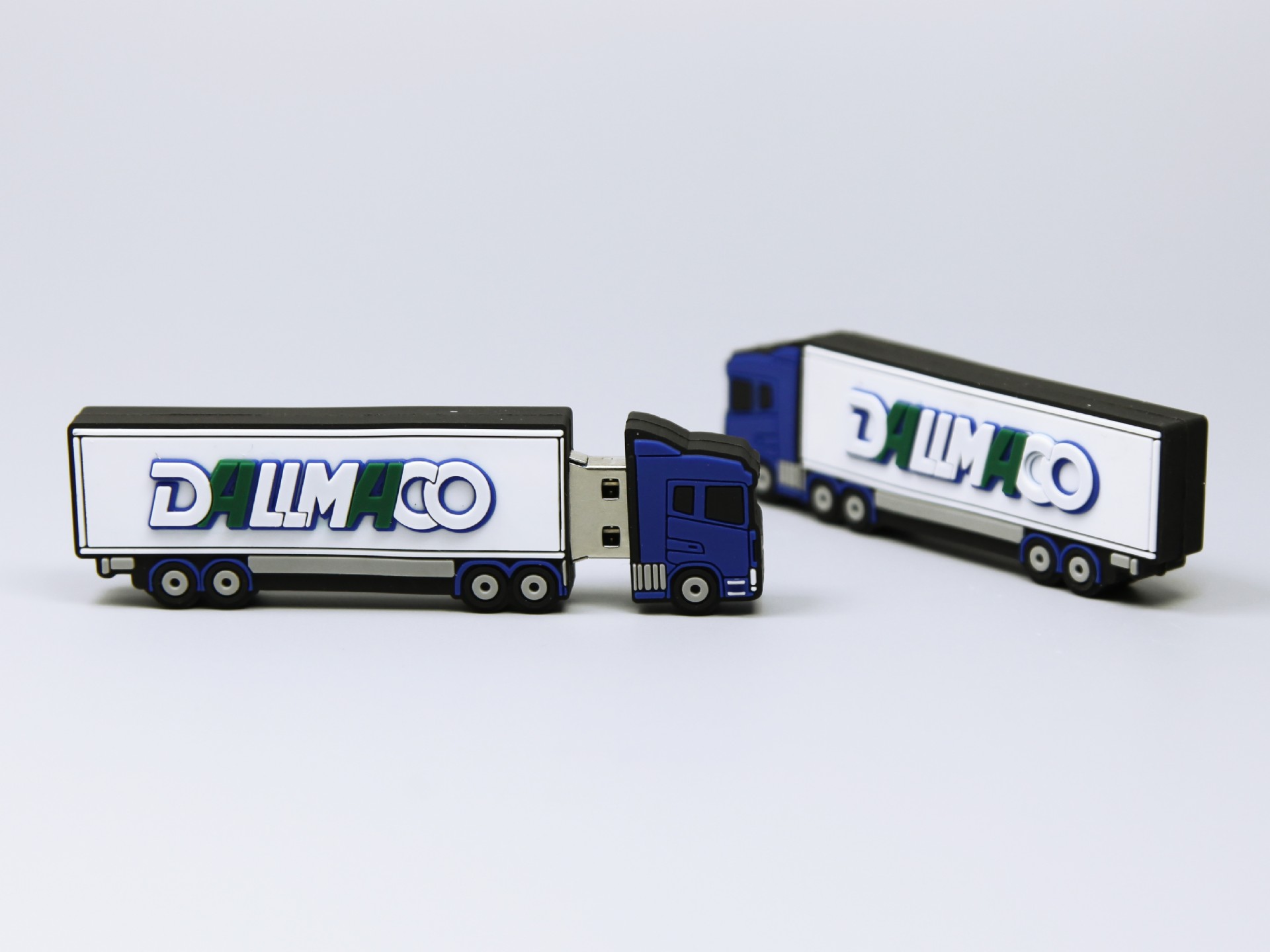 usb stick lkw truck verkehr transport gueter arbeit