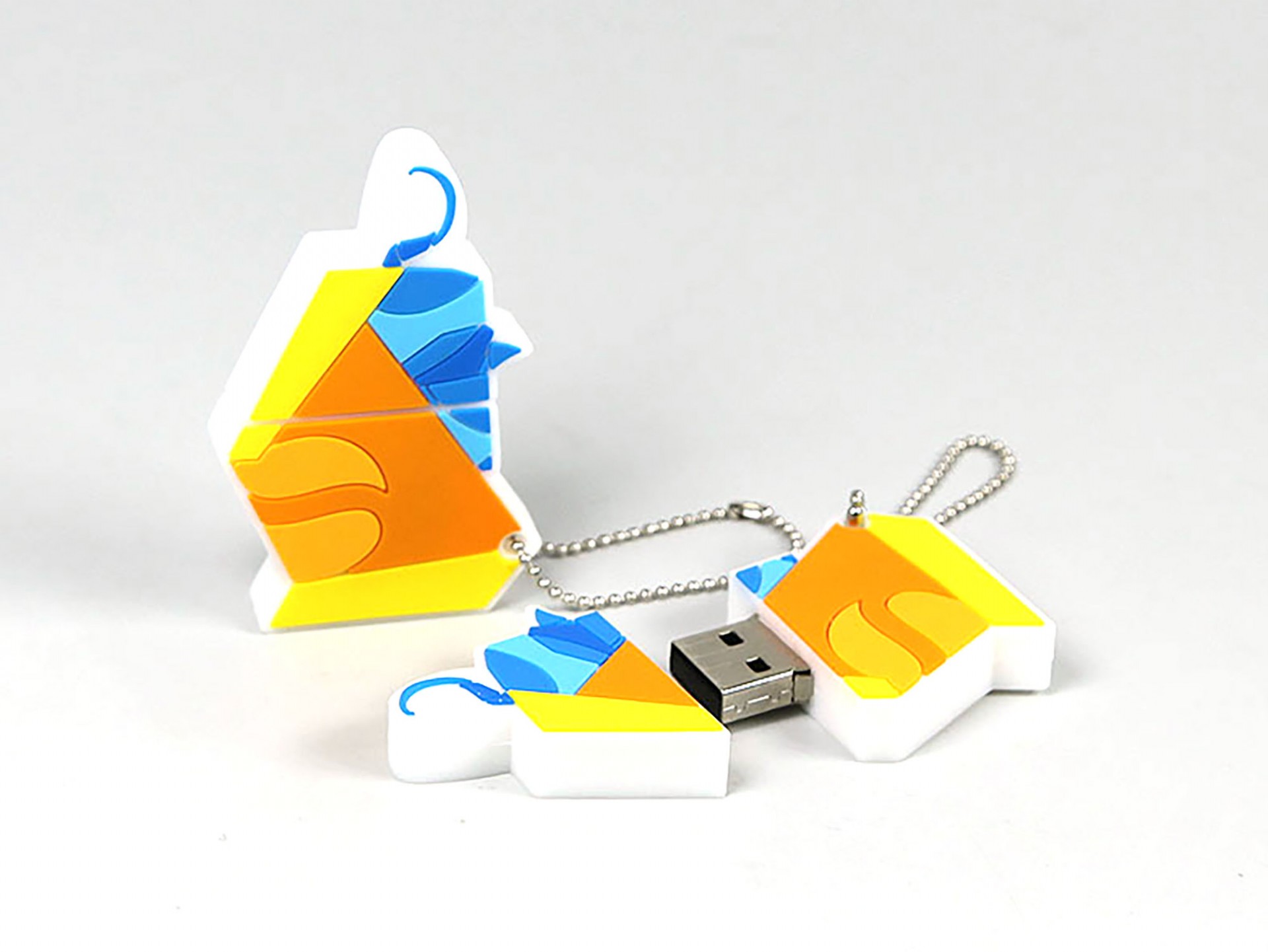 Individueller USB-Stick in Form eines Tieres, mit buntem Design und Platz für ein personalisiertes Logo.